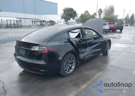 2020 Tesla Model 3 Standard Range Plus Rear-Wheel Drive/Standard Range Rear-Wheel Drive from USA, damaged, VIN 5YJ3E1EA2LF743206